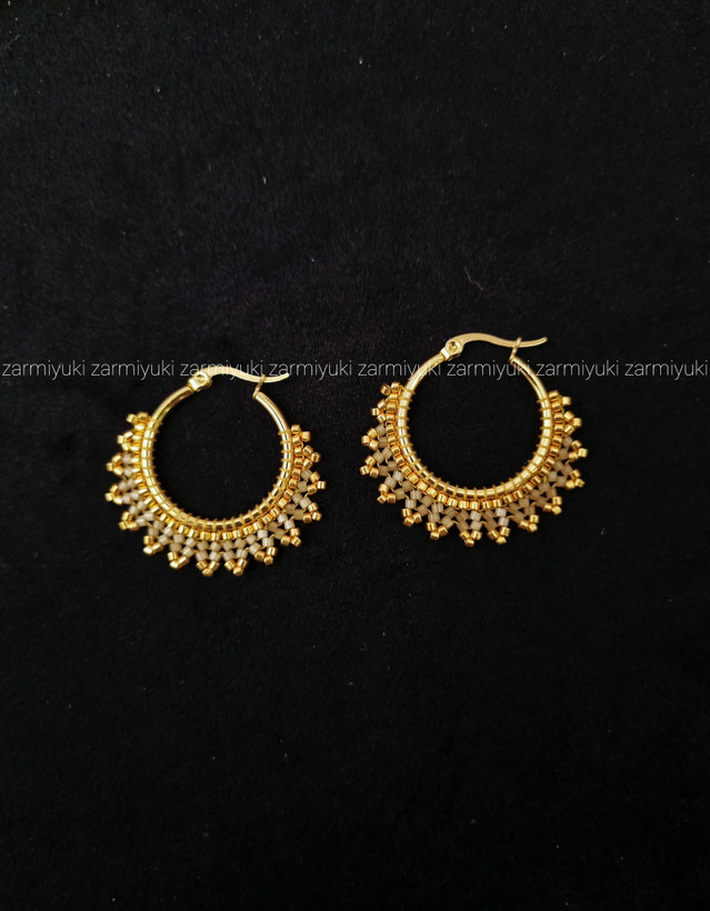 گوشواره دستساز با منجوق دلیکا میوکی ژاپن طرح گل لاله