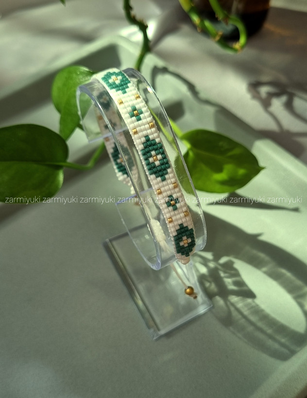 دستبند دستساز با منجوق دلیکا میوکی ژاپن طرح اسپرت
